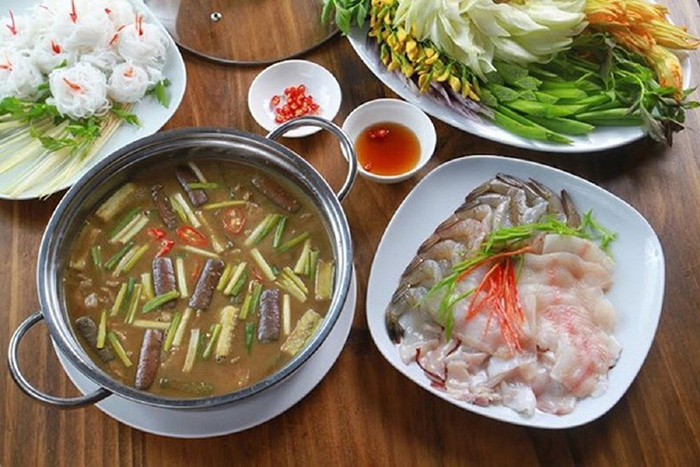 Fish sauce in Lau Mam Soup